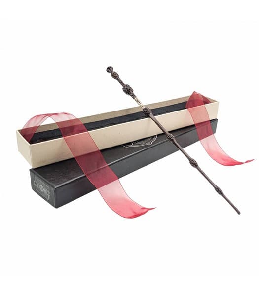 چوب‌دستی چوبی دامبلدور