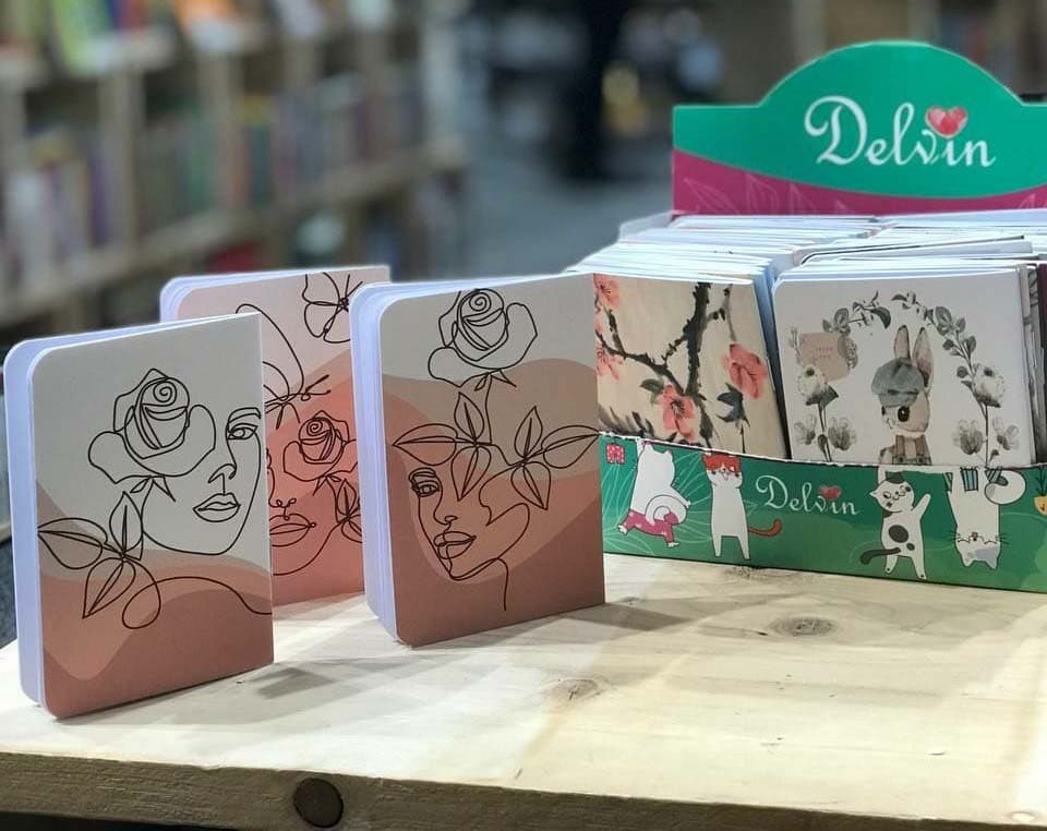 مجموعه دفترچه یادداشت پاسپورتی (70جلدی،48طرح،باجعبه)