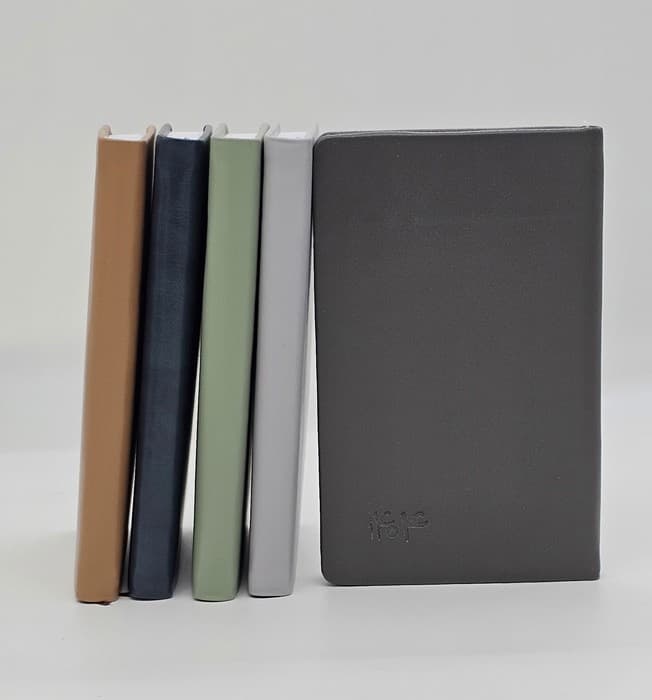 سالنامه اروپایی قدیما 1404 (چند رنگ)،(چرم)