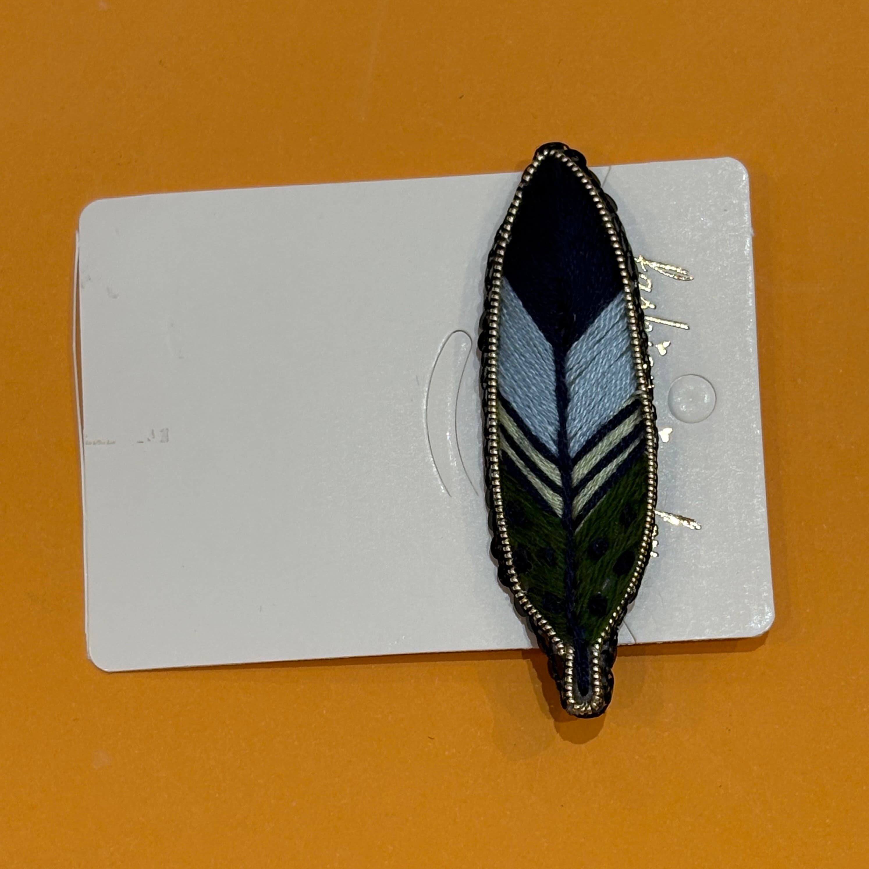 گل‌سینه پر