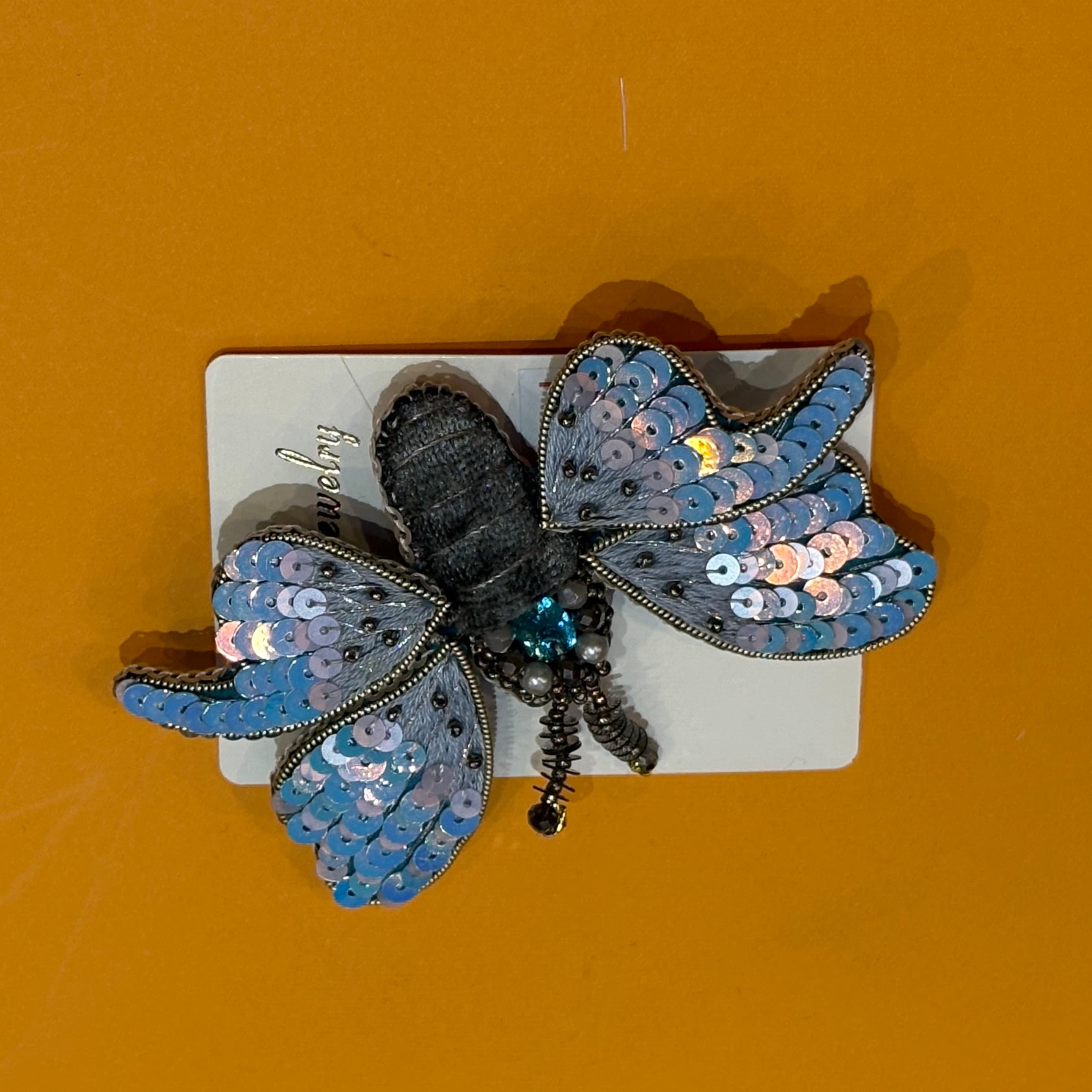 گل‌سینه پروانه 3 بعدی سورمه‌ای