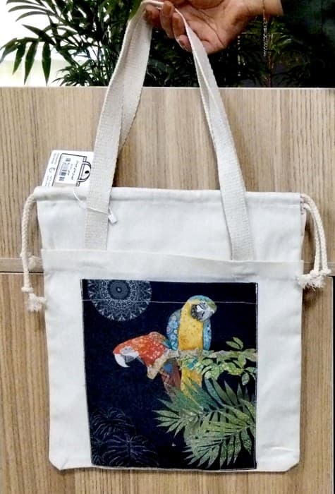 کیف پارچه ای جیب دار 31*31 (طرح طوطی،کد 2126)