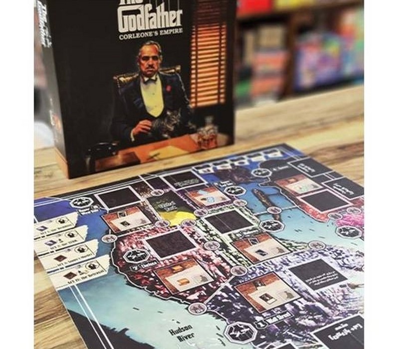 بسته بازی ایرانی استراتژیک پدر خوانده (The Godfather Corleone`s Empire)،(باجعبه)