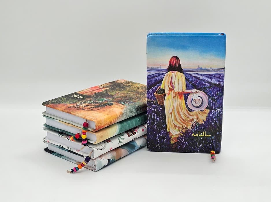 سالنامه اروپایی قدیما 1404 (فانتزی،کد R5)،(چرم)